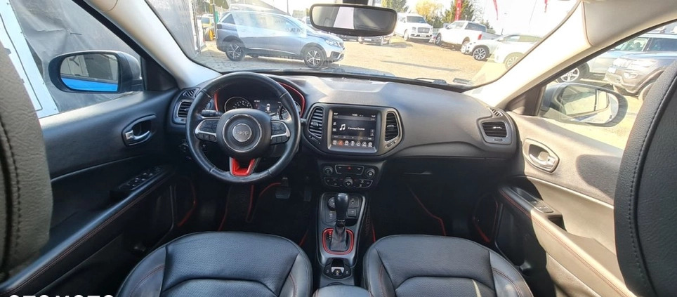 Jeep Compass cena 78900 przebieg: 99500, rok produkcji 2018 z Kępno małe 562